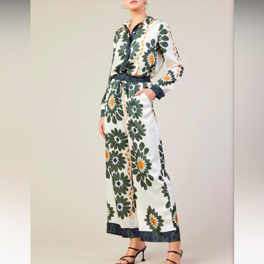 NEW with tags! Floral print set